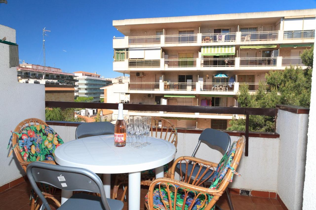 Uhc Buigas Luz Apartments サロウ エクステリア 写真